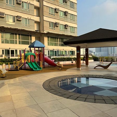 Beacon Makati Condo Free Pool Access Free Wifi 100Mbps & Free Netflix مانيلا المظهر الخارجي الصورة